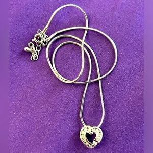 ZALES STERLiNG SiLVER HEART 💜 DiAMOND 0.35 CARATS NECKLACE - CHAiN - 15 iNCHES